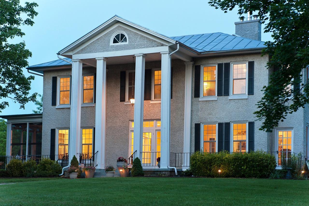 Steeles Tavern Manor Exteriör bild