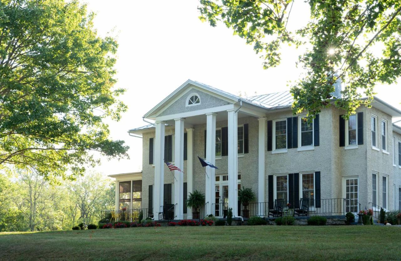 Steeles Tavern Manor Exteriör bild